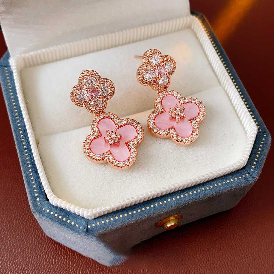 Luxury Diamond Four-Leaf Clover Pendant Earrings in 18k Gold