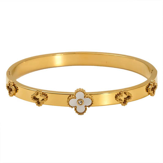 Elara Four-Leaf Clover Diamond Bracelet