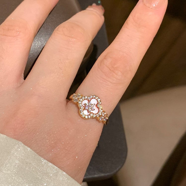 Luxury Diamond Four-Leaf Clover Open Ring in 18k Gold