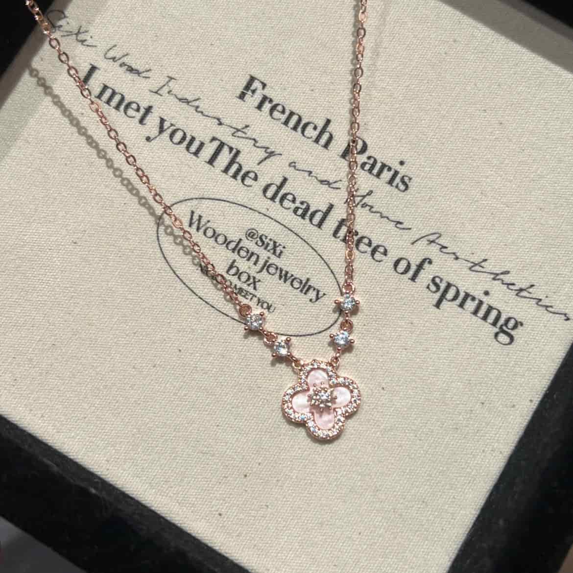 Luxury Diamond Four-Leaf Clover Pendant Necklace Bracelet Earrings Jewelry Set in 18k Gold
