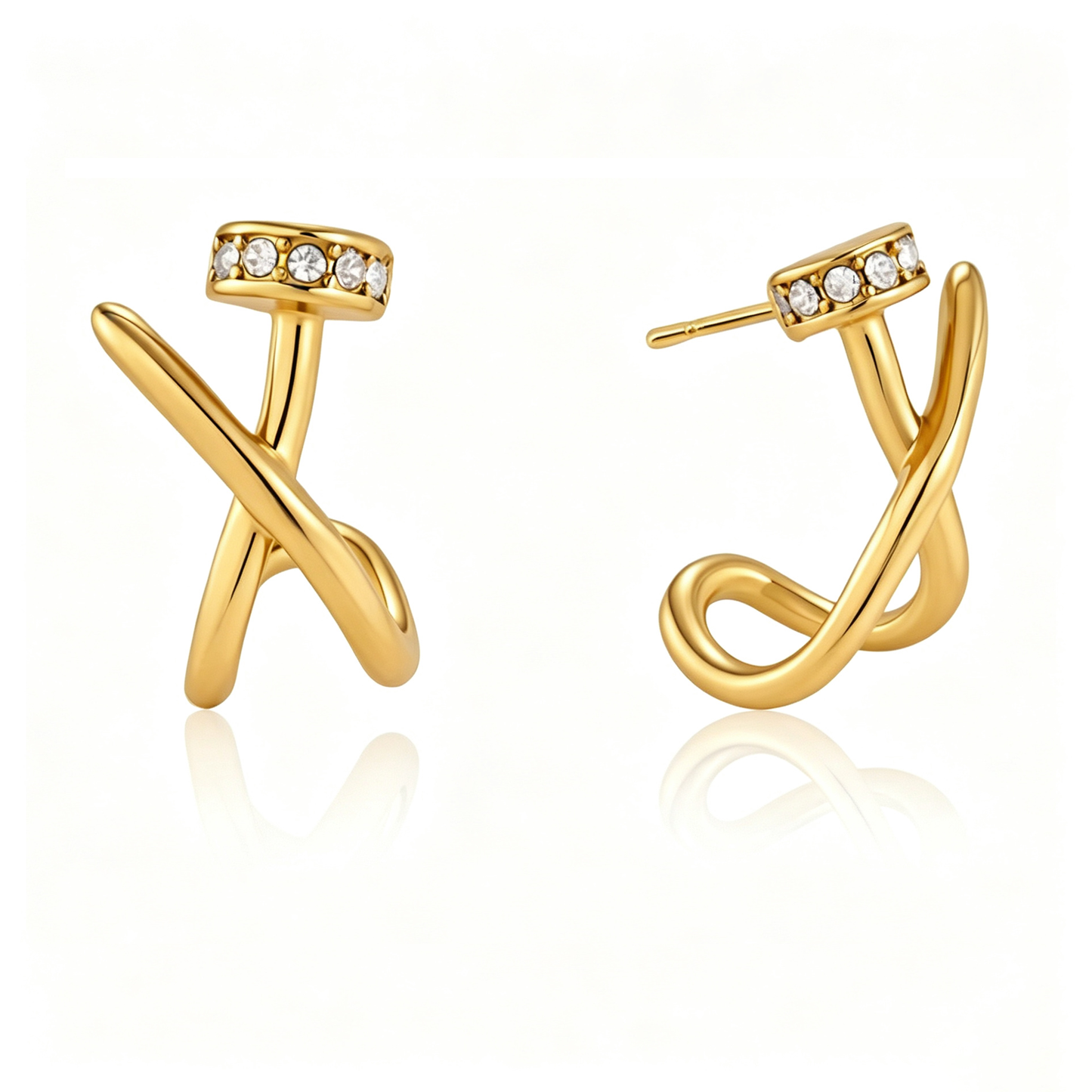 Riley Minimalist Diamond Stud Earrings