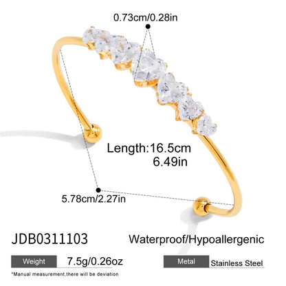Minimalist Luxury 18K Gold Heart-Shaped Diamond Bracelet With Open Adjustable