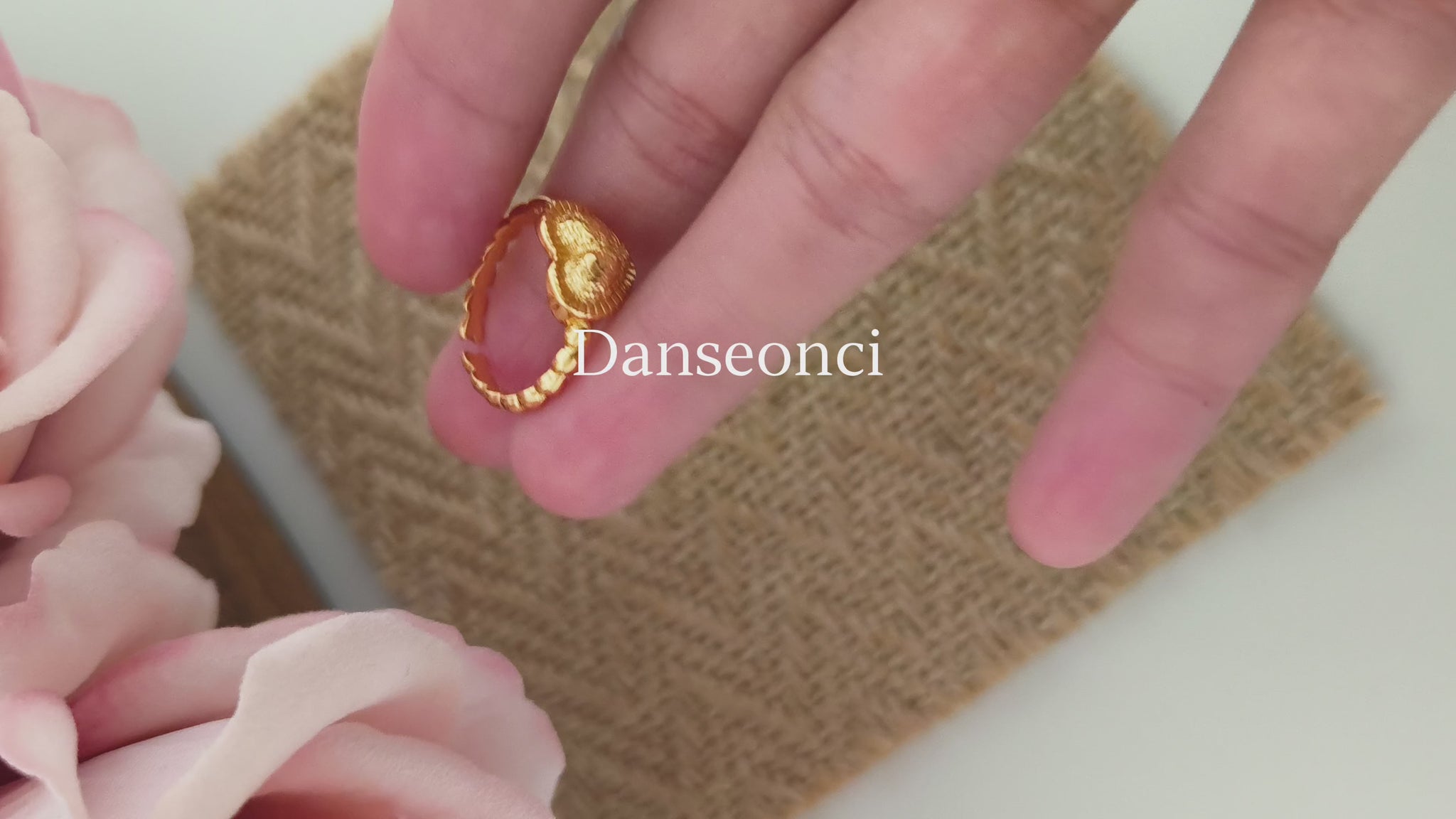 Vintage Love Heart Texture Open Ring - 18K Gold Plated Sterling Silver | Vinajewelry