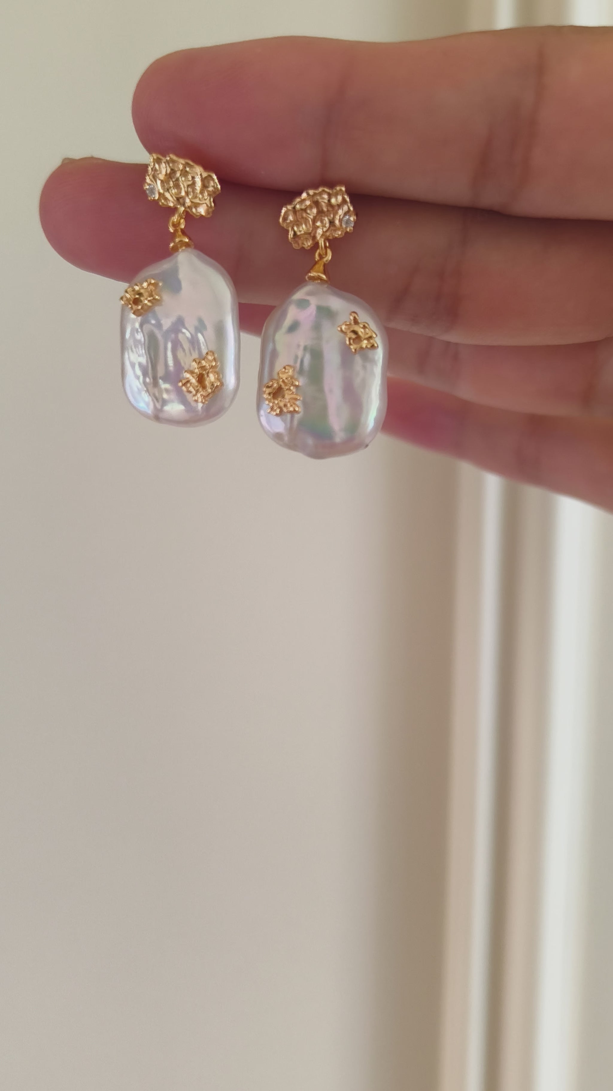 Elegant Baroque Pearl Earrings - 18K Gold Plated Sterling Silver | Vinajewelry