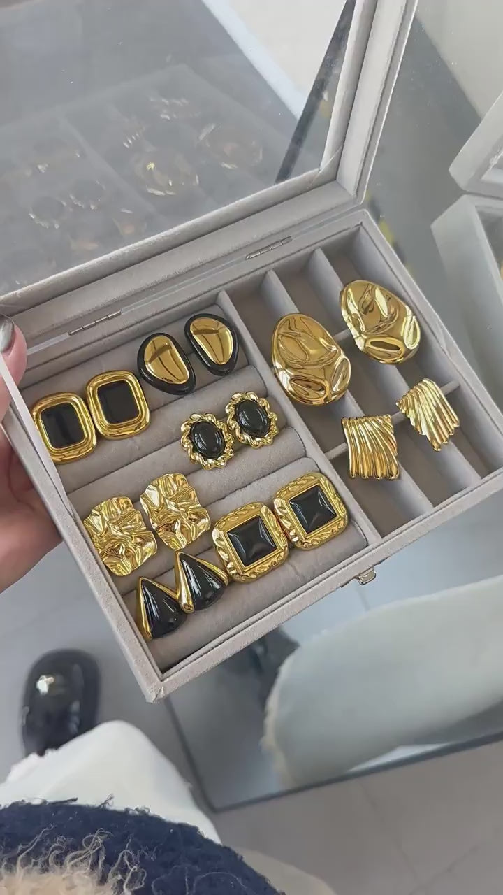 Minimalist geometric design pendant earrings 18K gold